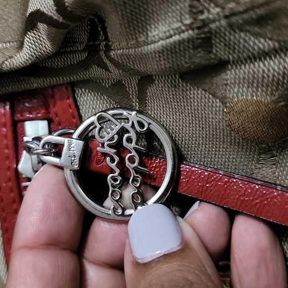 Poppy Coach Crossbody purse - Picture 3 of 15